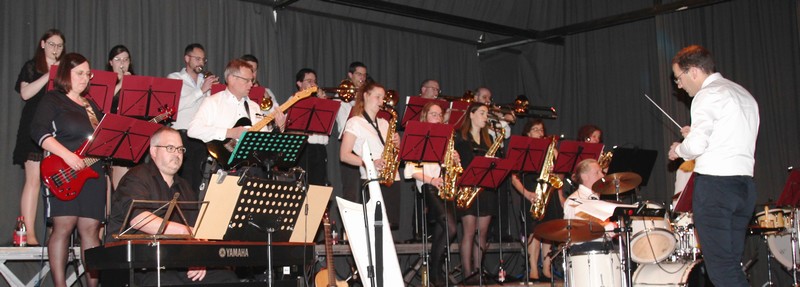 n_Bild-25 Bigband.jpg